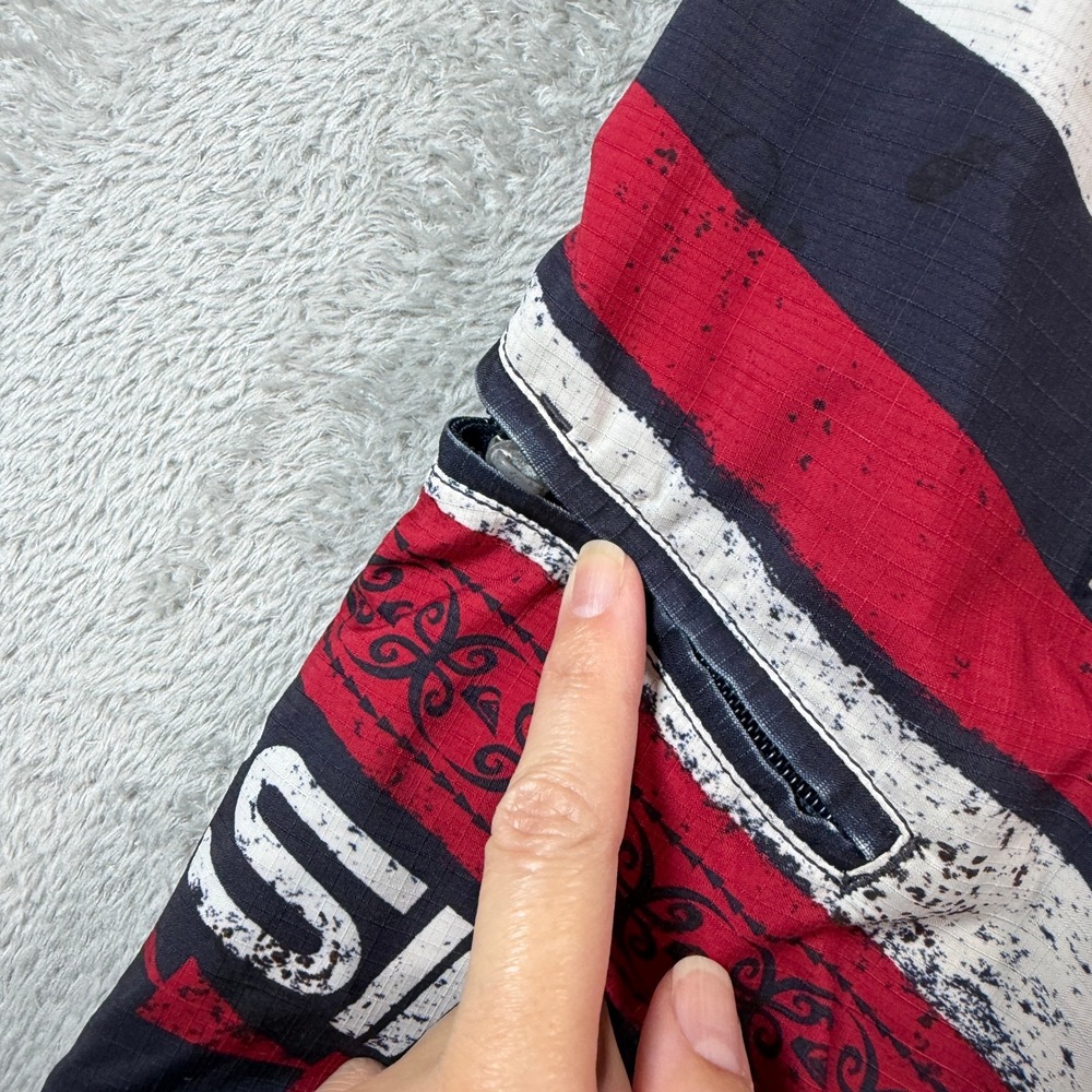 Vintage Quiksilver Board Shorts Mens 36 State of Hawaii Flag Striped Pocket Y2K - Picture 5 of 10